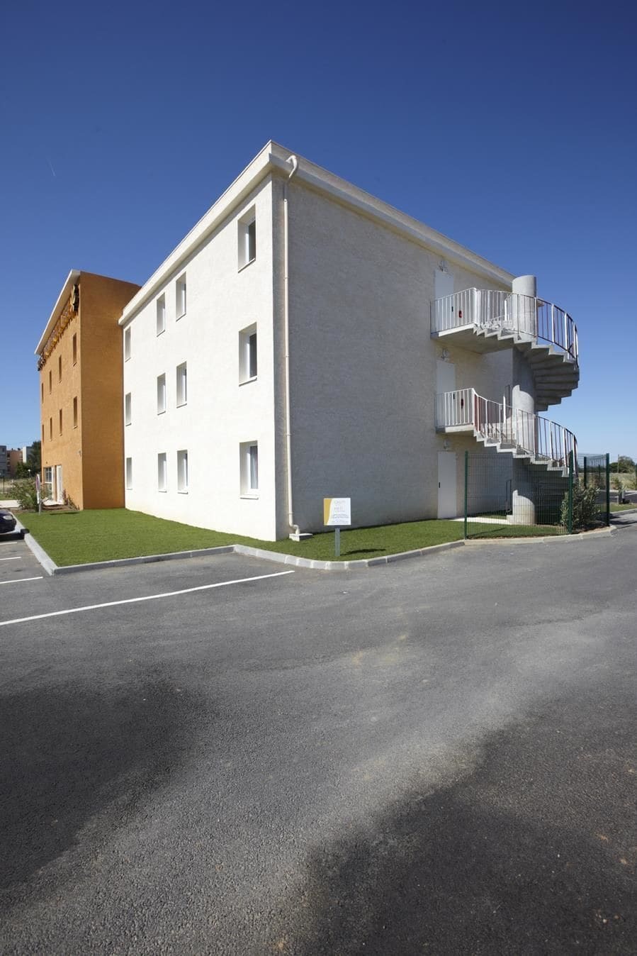 Premiere Classe Istres Hotel Exterior photo